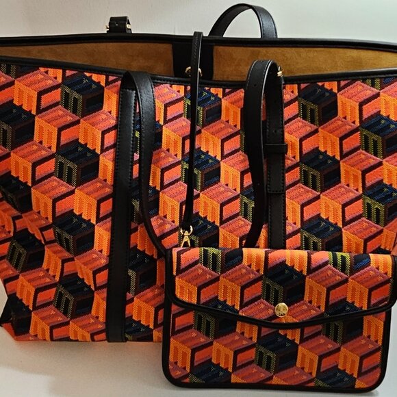 MCM large tote - Picture 7 of 8